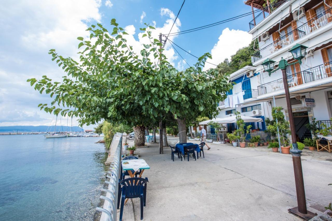 Orfanos Loutraki Rooms Εξωτερικό φωτογραφία