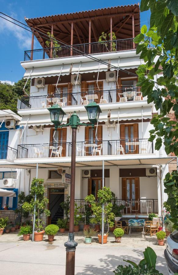 Orfanos Loutraki Rooms Εξωτερικό φωτογραφία