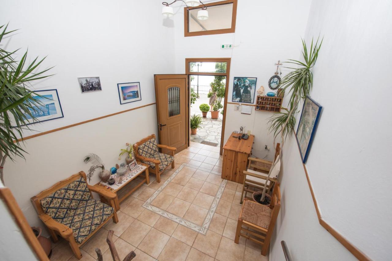 Orfanos Loutraki Rooms Εξωτερικό φωτογραφία